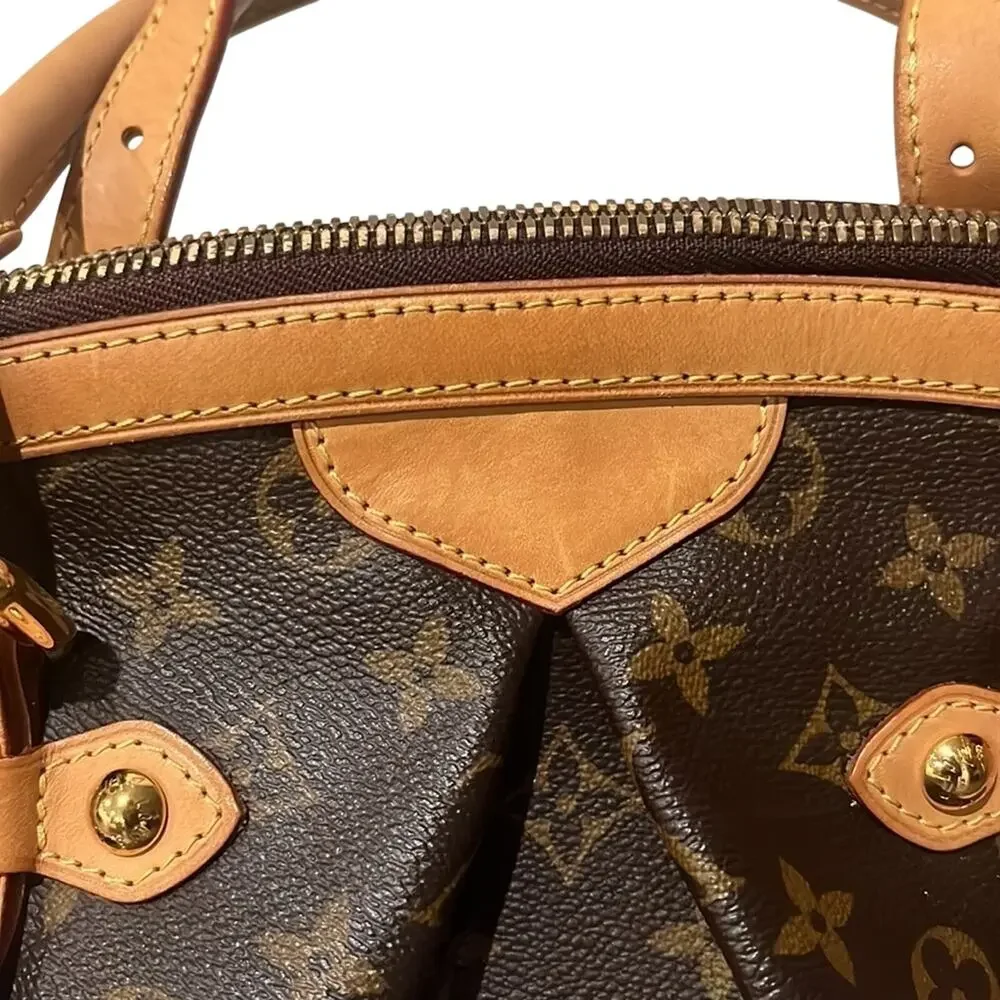 Louis Vuitton Tivoli GM Monogram Canvas Shoulder Bag - Picture 3 of 15